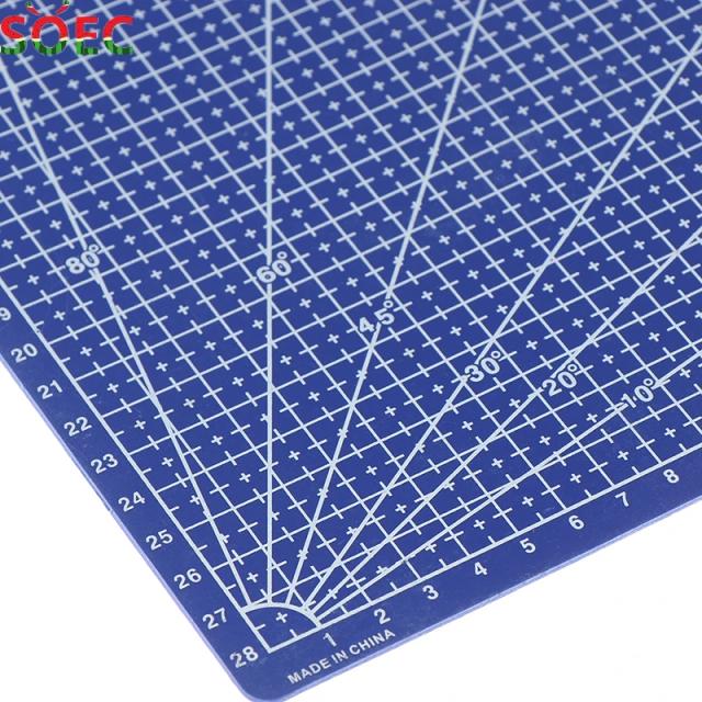 Modelos de Esculturas e Placas Publicitárias em Papel e Pano: Ferramenta de Corte e Costura 45x30cm