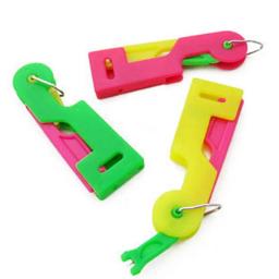Passador automático de agulha de costura, para idosos, conveniente, ferramenta de linha de costura, alça de plástico, artesanato, ferramenta de agulha de costura - Image 5