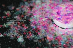 Lantejoulas lindas e brilhantes holográficas, glitter misturado para decoração de unhas, olhos e rosto, resina para corpo - Image 4