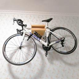 Gancho de parede para bicicleta de estrada Rack de exposição de bicicletas Gancho de armazenamento Suporte de suspensão de quadro Cremalheira de madeira maciça - Image 6