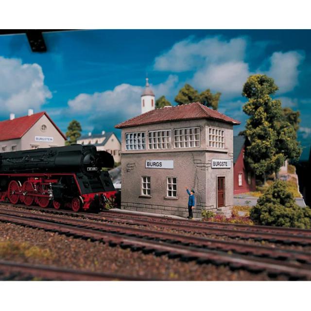 Modelo em Miniatura 1:87 da Estação Ferroviária com Torre de Sinalização 61822 - Edifício Urbano para Cenários Ferroviários