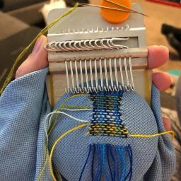 Três especificações pequeno tear-speedweve tipo tecer ferramenta denim buraco ferramenta de reparo tecer agulhas de costura ferramenta de transporte doméstico - Image 1