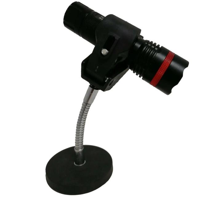 Suportes Magnéticos Universais para Lanternas de Tochas D-Pilha