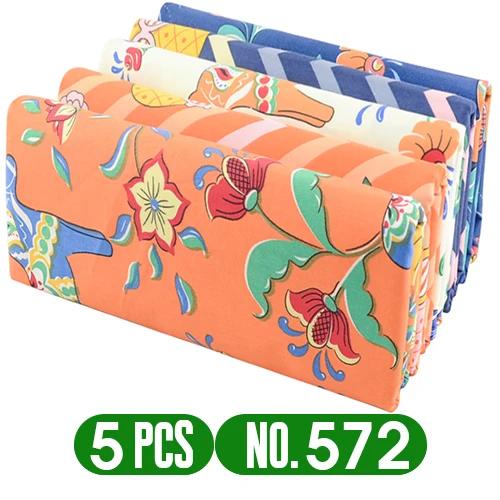 Tecido de Algodão Impresso com Estampa Floral para Costura, Patchwork e Quilting - Pacote com 5 Peças