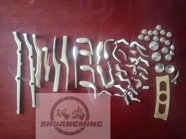 Conjunto de Chaves Leves para Reparo de Clarinete e Saxofone