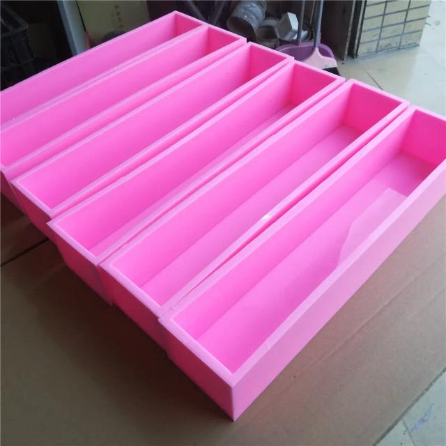Molde Personalizado de Sabão Artesanal em Silicone - Barra de Pão com Design Redemoinho Natural para DIY