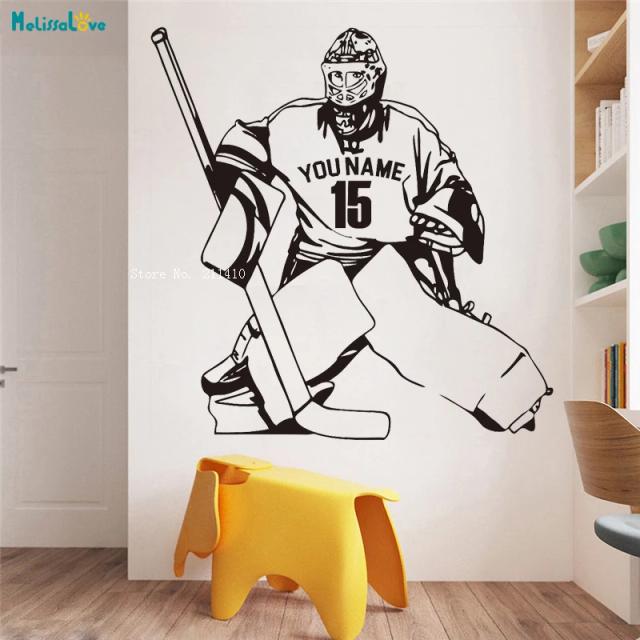 Adesivo de Parede Personalizado com Goleiro de Hóquei: Decoração Esportiva para Quarto e Sala com Nome e Número