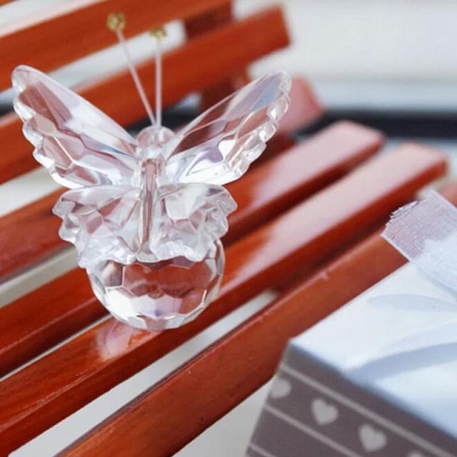 Decorações de Borboleta em Vidro Cristal: Lembranças de Aniversário e Batizado para Bebês