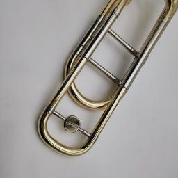 Nova chegada trombone bach tb 450 b bb/f tenor trombone com caso acessórios frete grátis - Image 5