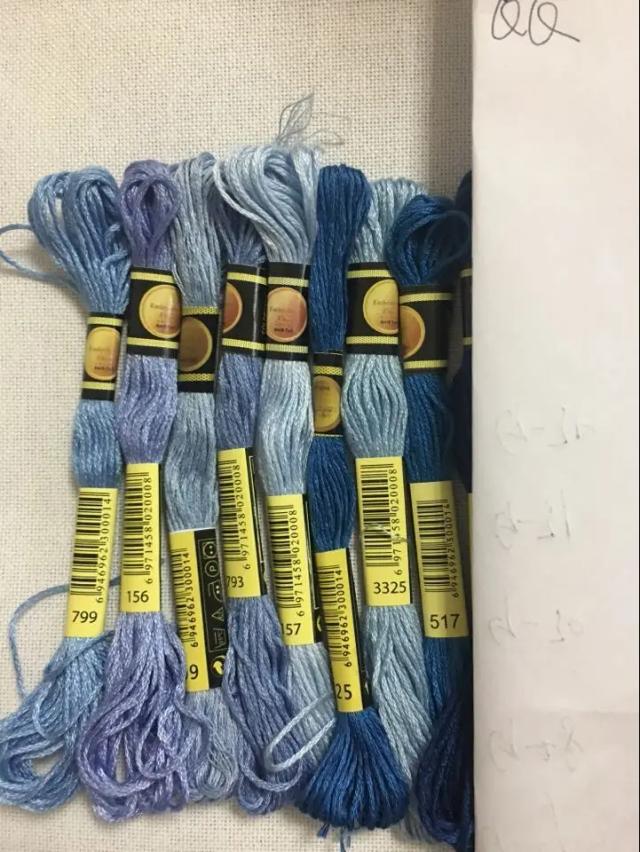 Kit de 8 Cores de Fio para Ponto Cruz e Bordado - Ideal para Artesanato e Pulseiras Trançadas