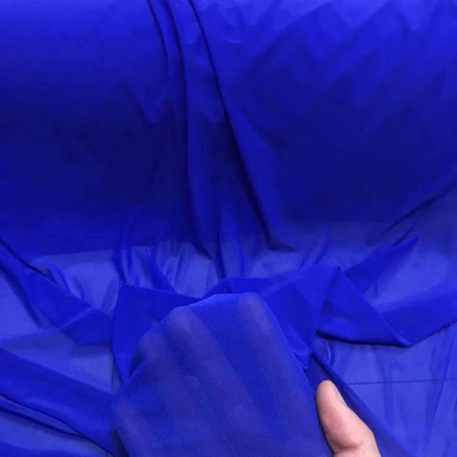 Elastano de Nylon: 4 Maneiras de Esticar Roupas em Malha, Costurar Meias e Criar Camisas com Caimento Perfeito