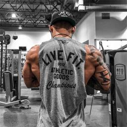 Tops masculinos de musculação, treino de ginástica, algodão fitness, camisa sem mangas, roupas de corrida, longarina, singlete, colete casual masculino, verão - Image 1