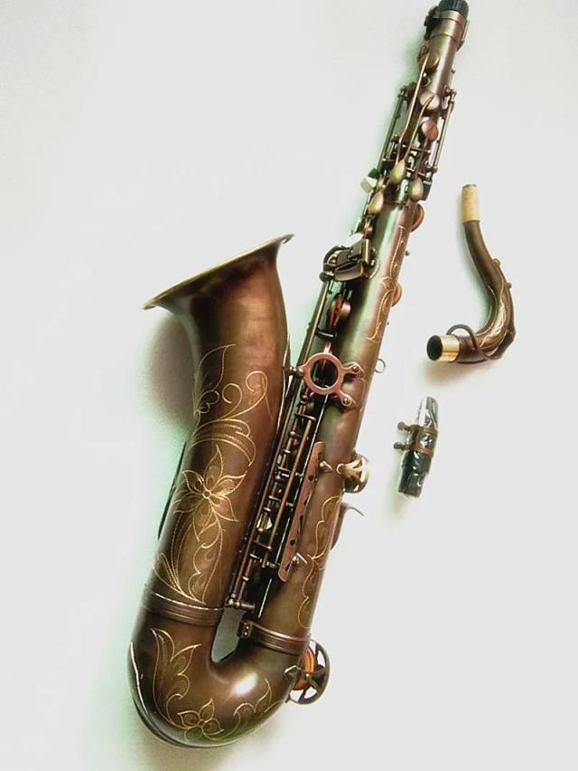 Saxofone Tenor Profissional de Cobre Antigo com Estojo - Instrumento Musical de Sopro de Alta Qualidade