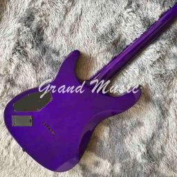 Capa de guitarra elétrica acolchoada personalizada com decote em roxo - Image 4
