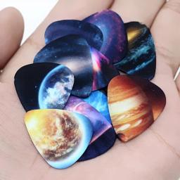 10 pçs coloridos acessórios musicais universo planeta guitarra picaretas misturadas plectrum - Image 2