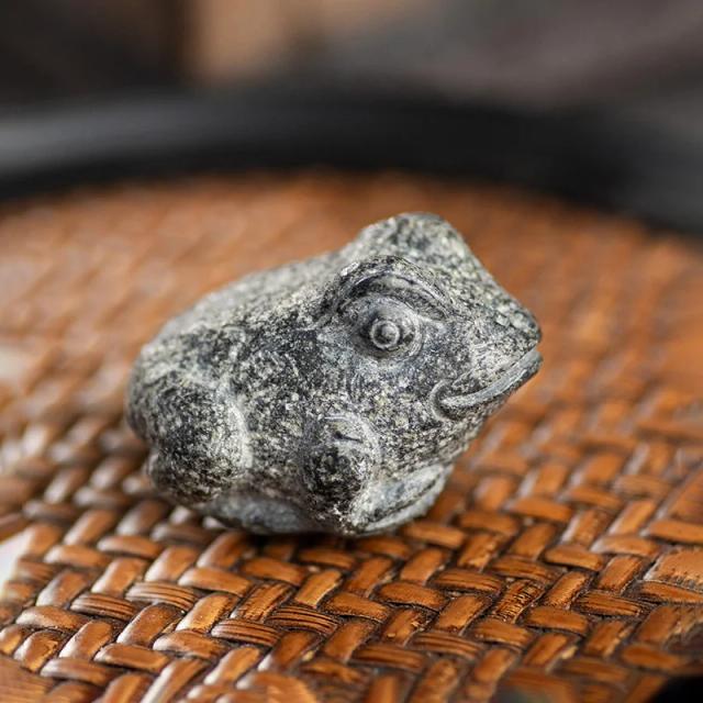 Estátua Artesanal de Rã da Sorte em Pedra - Bule Decorativo para Mesa e Casa, Presente Criativo de Cultura - 5cm