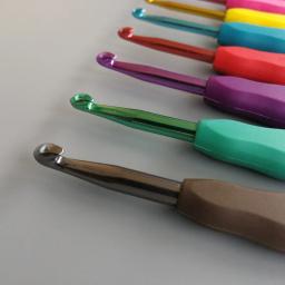 9 pçs/lote kit modelo de crochê gancho de metal misto tpr alumínio tricô agulhas para tear ferramenta banda diy artesanato - Image 1