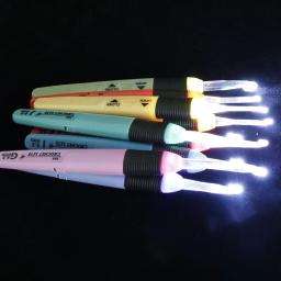 Agulhas de costura led ganchos de crochê agulhas 2.5mm-6.5mm led light up crochê gancho de tricô agulhas tecer acessórios de costura ferramenta - Image 1
