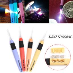 Gancho de crochê com luz led, agulha de tricô, ferramenta de tecelagem, faça você mesmo, ferramentas de tear, tamanho 2.5mm 3mm 3.5mm 5mm, cor aleatória - Image 3