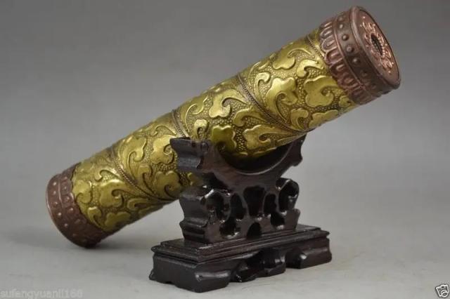 Artesanato Chinês em Metal: Caleidoscópio Decorativo de Flor de Cobre com Nuvens Vivas para Sua Casa