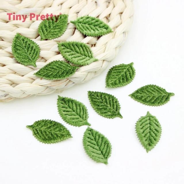 Conjunto de 100 Acessórios de Folha de Tecido Artificial para Artesanato e Scrapbooking em Relevo