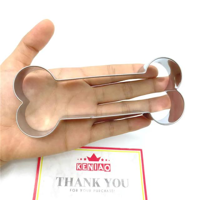 Conjunto de Cortadores de Biscoito para Cães KENIAO em Aço Inoxidável com 4 Tamanhos para Petiscos e Sanduíches Caseiros