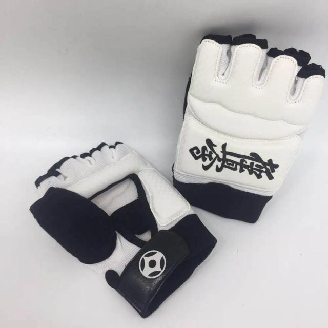 Luvas de Protetor para Combate em Kyokushin Karate - Qualidade Superior para Artes Marciais e Boxe Fitness