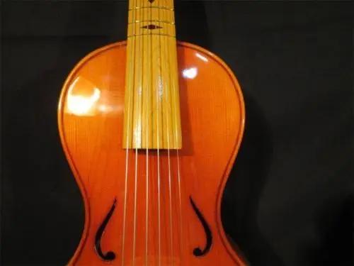 Cantar em Estilo Barroco com Viola da Gamba de 6 Cordas e 15 Polegadas - Modelo #9445