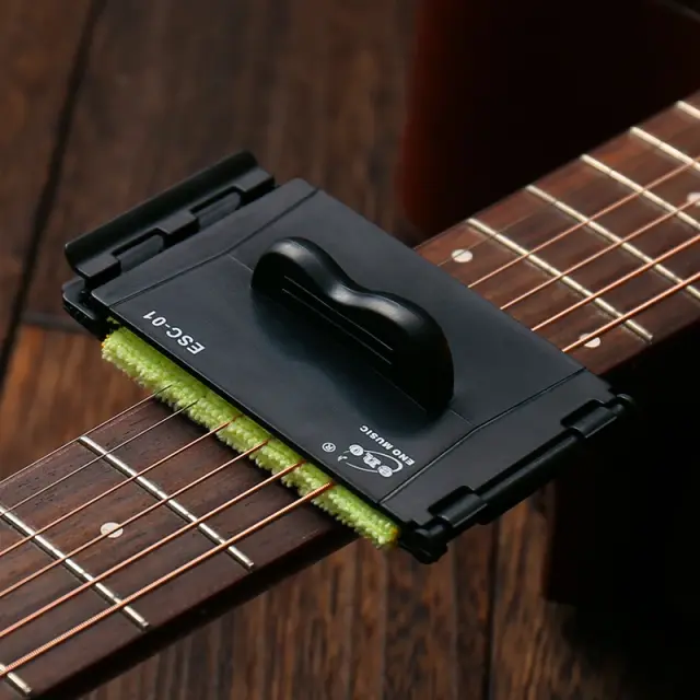 Guitarra Elétrica e Baixo: Limpador de Cordas para Manutenção e Cuidados com Instrumentos