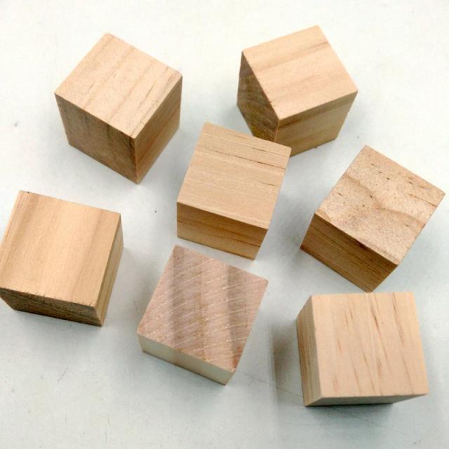 Pacote com 20 Cubos de Madeira Naturais para Artesanato Infantil e Fabricação de Cartões, 20mm