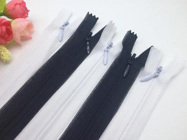 Zíper Invisível de Nylon Preto 53 cm - Pacote com 10 Acessórios para Costura