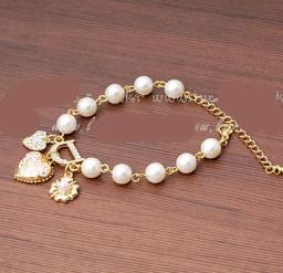 Pulseira de cristal com pérolas de imitação para as mulheres, doce e adorável, com flores, letra d, moda, novo 2020 - Image 2