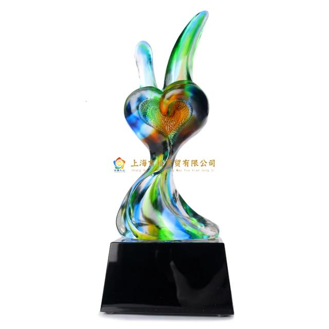 Troféus e Ornamentos de Vidro Personalizados para Todas as Ocasiões