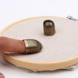 Protetor de dedo de metal, prático, dedal, artesanato, costura, diy, ferramentas de proteção para o dedo, acessórios de costura doméstica - Image 5