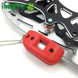 1 pc vermelho mão profissional apontador de lâmina gelo velocidade patinação moagem pedra portátil diamante patins afiar moedor pedras - Image 3