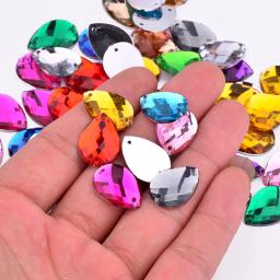 Os cristais claros da forma da gota do strass acrílico da costura da cor da mistura de 13*18mm costuram em grânulos do strass do flatback para ofícios da roupa - Image 4