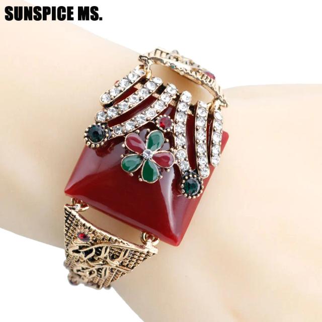 Pulseira Vintage Boho Floral em Resina e Cristal para Mulheres com Joias de Pedra Natural por Atacado