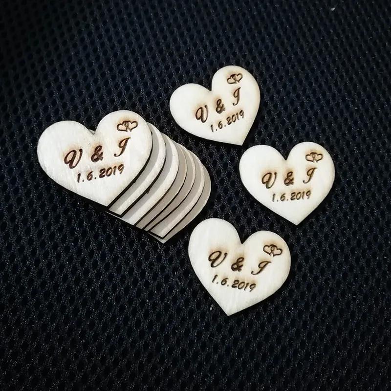 50 peças personalizadas lembrancinhas de casamento, corações de madeira, nome do casamento personalizado e data amor coração etiquetas de presente de casamento de madeira - Image 1