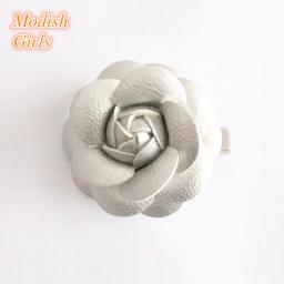 Prendedores de cabelo dourados com flor de couro artificiais, acessórios para crianças prendedores de cabelo para crianças com diferentes formatos rosa floral e rosa - Image 3