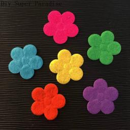 Novo 50 pçs mix 20mm acolchoado feltro primavera flor apliques artesanato casamento fazendo diy a71a - Image 1