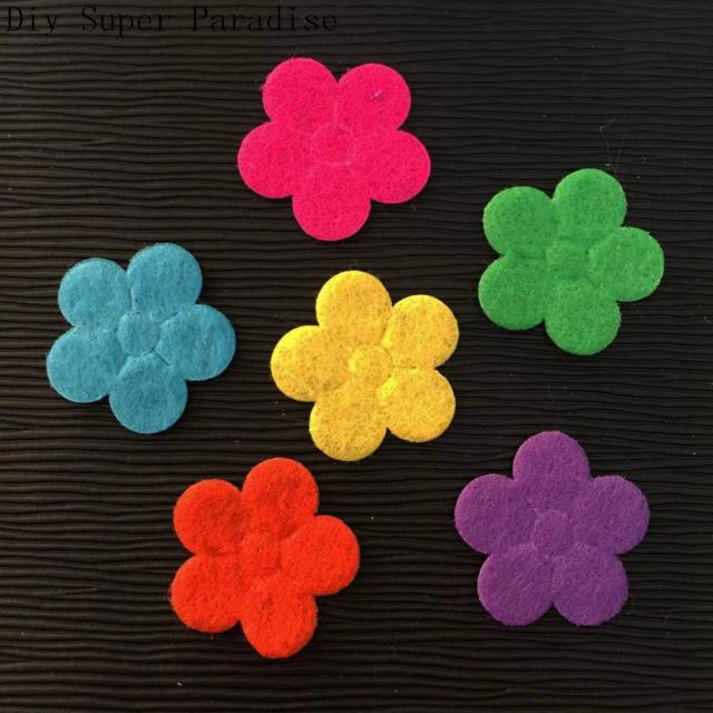 Kit de 50 Apliques de Feltro em Forma de Flores de 20mm para Artesanato e DIY em Casamentos