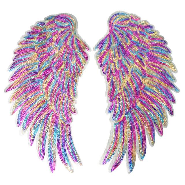 Asas de Penas Arco-Íris com Lantejoulas - Patches Bordados Dreamy para Roupas, Apliques DIY e Decoração Artesanal (2 Peças)