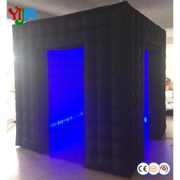 Cabine de foto inflável quadrada de 2.5m, popular, com tiras de led, inferior e superior, 2 portas, para eventos de festa - Image 1