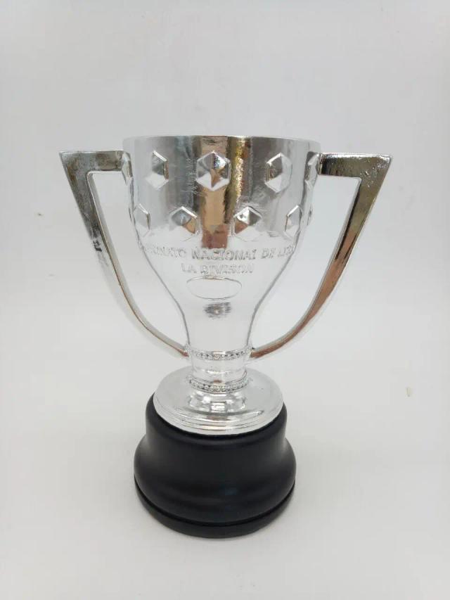 Troféus e Prêmios de Alta Qualidade da Espanha