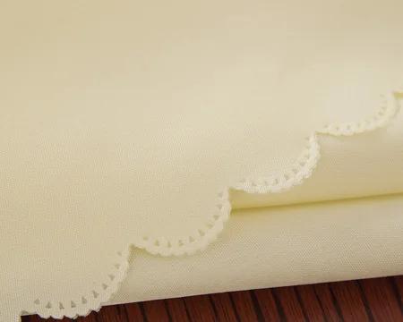 Toalha de Mesa Branca Decorativa 140x180cm em Poliéster para Casamentos e Festas - Tamanho Personalizado, Capa Ideal para Mesas de Doces