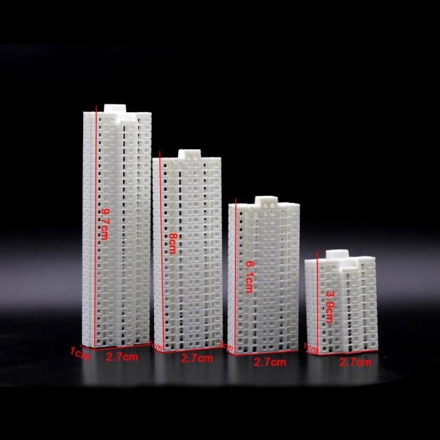 Modelo DIY de Miniatura de Trem: Construa Seu Próprio Brinquedo em Plástico com 4 Peças de Arquitetura em Miniatura