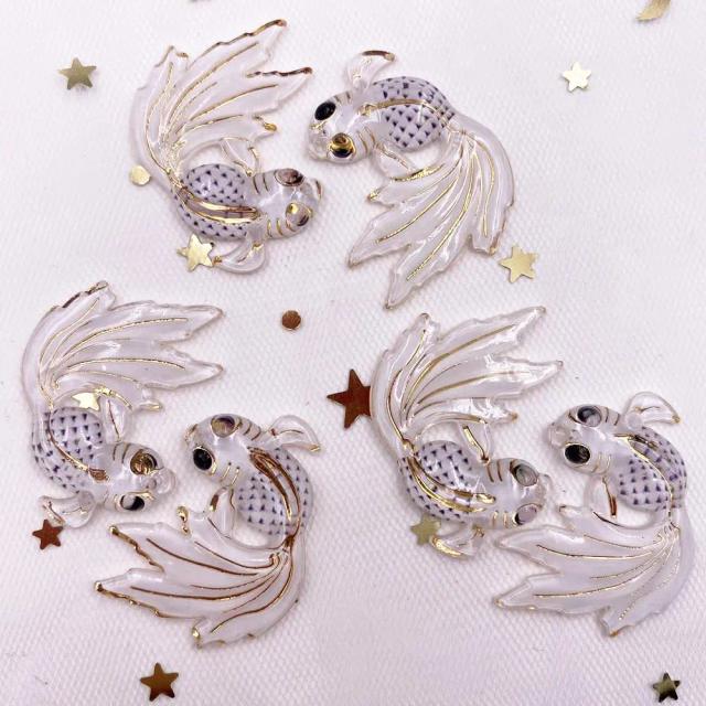 Conjunto de 8 Peças Coloridas em Resina de Peixinhos com Gemas Flatback e Strass para Scrapbook e Casamentos - Apliques DIY e Decoração de Estatuetas