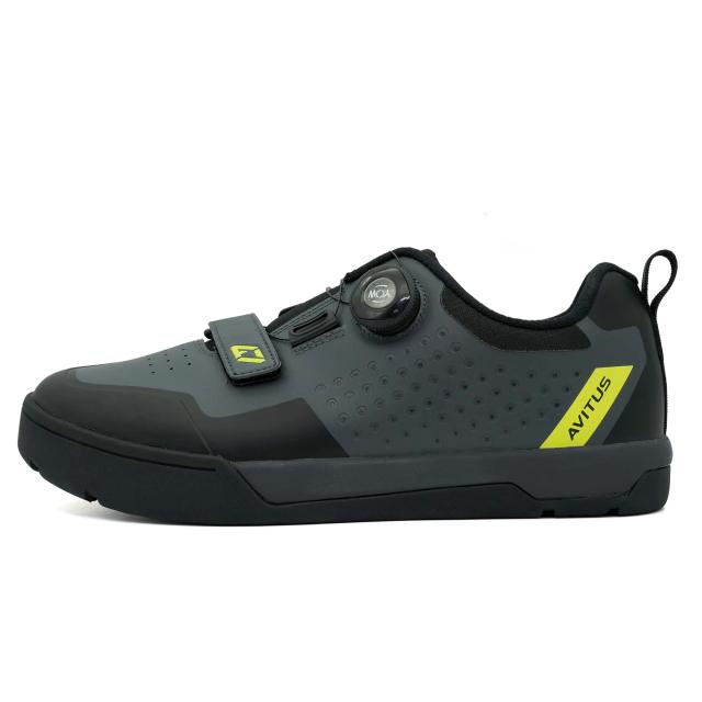Sapatos de Mountain Bike: Desempenho, Conforto e Estilo para Passeios e Downhill
