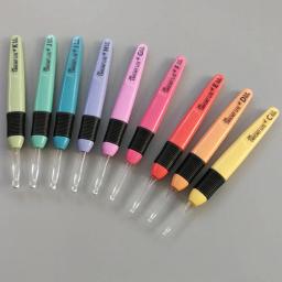1 pc led luz ganchos de crochê agulhas de tricô tecelagem accessoriestoolscrochet ganchos diy luminosa ferramenta de agulha de tricô - Image 4