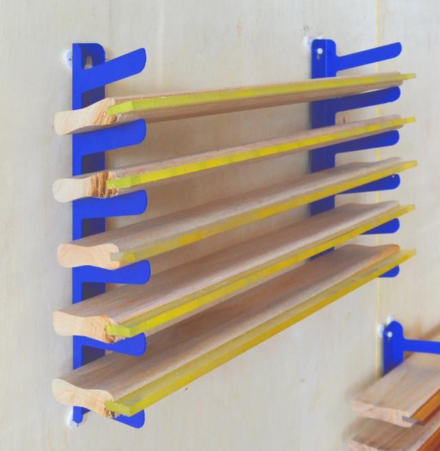 Rack de Rodo para Serigrafia: Ferramentas Auxiliares e Organização Ideal para Seu Material
